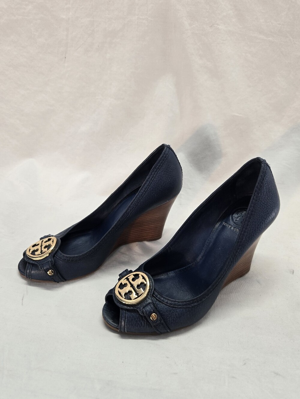Tory Burch Leticia Womens 8.5 Blue Pebbled Leather Peep Toe Wedge Pumps Heels
